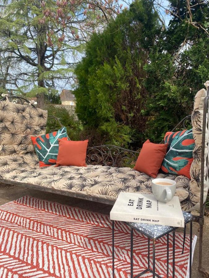 Bed and Breakfast Maison De Mags & Mags Lanouaille Exterior foto